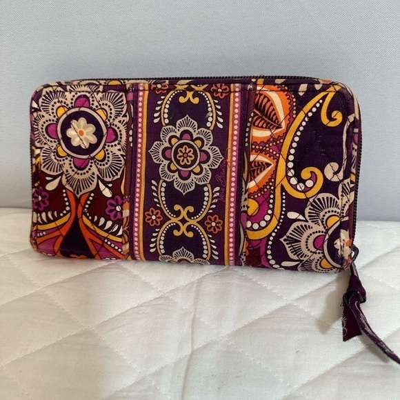 Vera Bradley Womens Wallet Wristlet Purse Floral Flowers Turn Lock Zip Around S - Picture 11 of 11